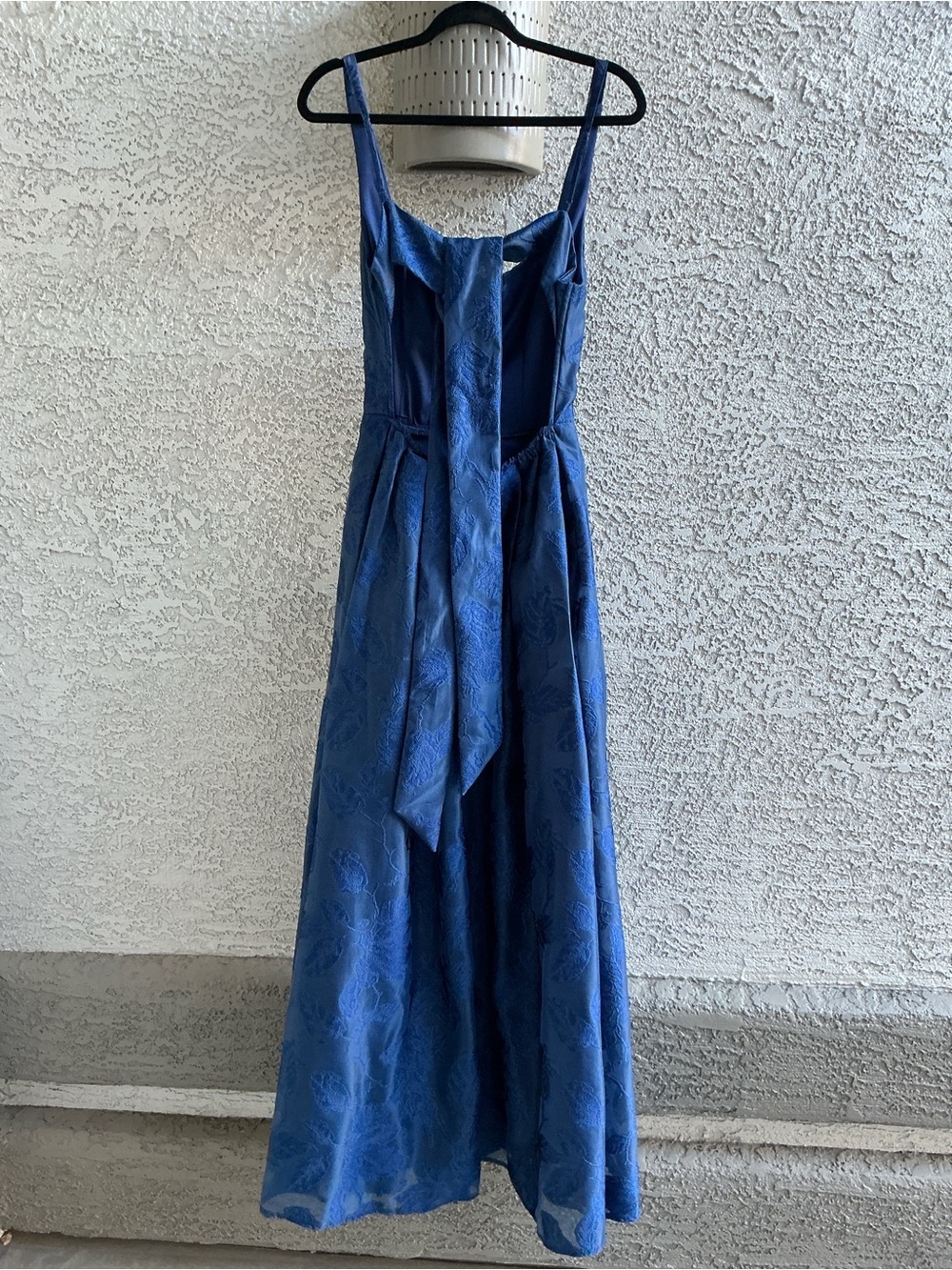 NWT Lulu’s Perfected Aura Navy Jacquard Tie-Back Maxi Dress with Pockets Large - Picture 5 of 11